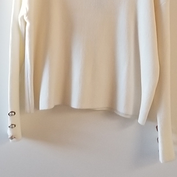 Alice Blue Sweater! - Picture 8 of 8